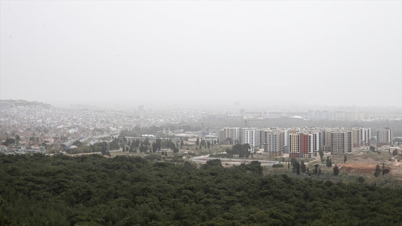 Toz fırtınalarının en önemli nedeni bitki örtüsünün tahrip olması