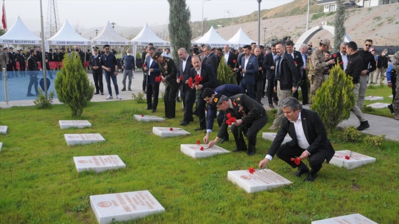 Cizre’de 6 yıl önce terör örgütü PKK saldırısında şehit düşen 12 polis anıldı