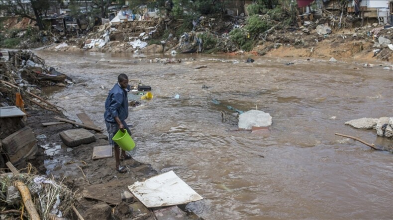 Güney Afrika’daki sel felaketinde ölenlerin sayısı 306’ya yükseldi