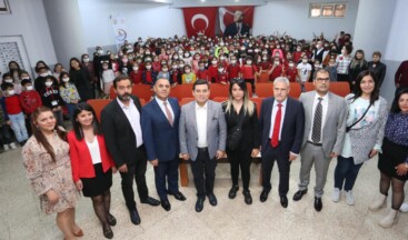 Tütüncü, öğrencilere yerel yönetimi anlattı