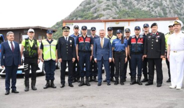 ÇOCUKLARIMIZIN YÜZÜNÜ GÜLDÜRMEYE, ONLARIN ELİNDEN SIKICA TUTMAYA DEVAM EDECEĞİZ