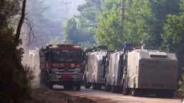 Marmaris’teki yangının katı atık depolama tesisine sıçramaması için koridor açıldı