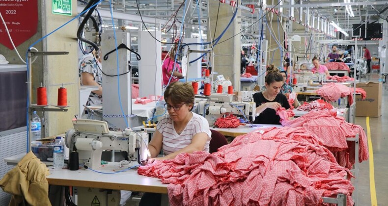 Trakya’da tekstil fabrikaları ilanla işçi arıyor