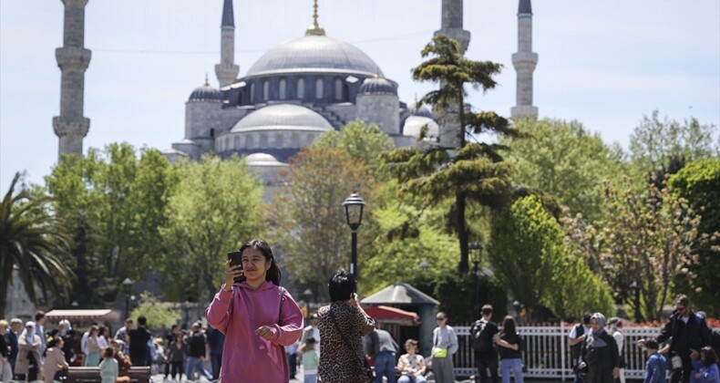 İstanbul mayısta 33 ayın turist rekorunu kırdı