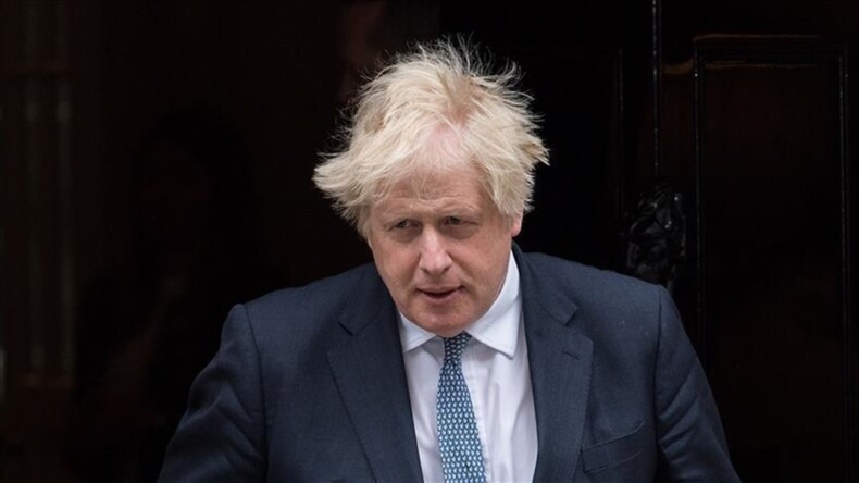 İstifa baskısı altındaki İngiltere Başbakanı Johnson istifa etmeyeceğini  söyledi