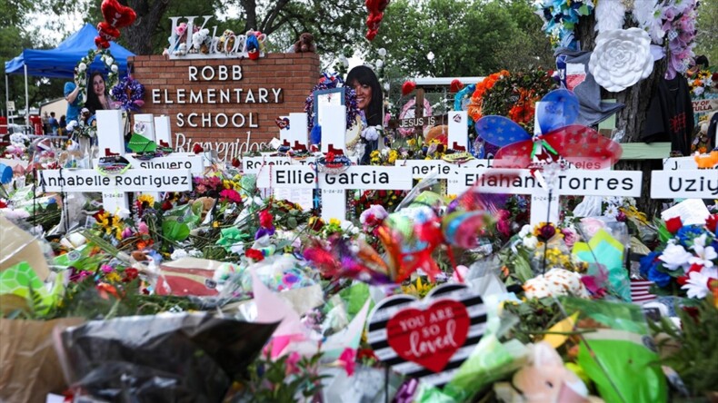 Teksas’taki okul saldırısına polisin müdahale etmekte geciktiği ortaya konuldu