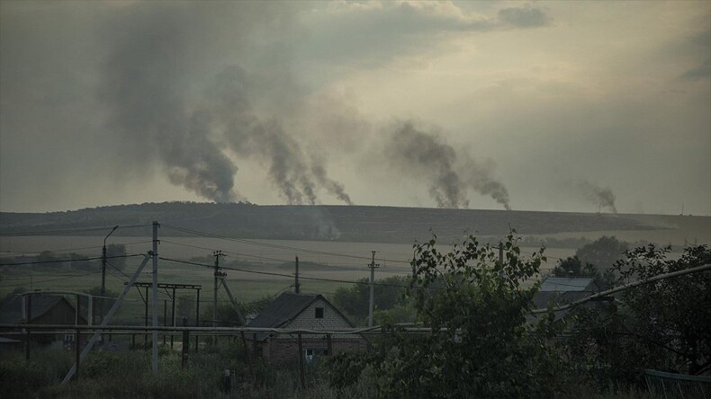 Ukrayna’nın Donetsk bölgesindeki Çasov Yar şehri Rus güçlerince vuruldu