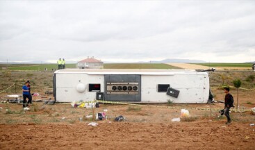 Kayseri’de şarampole devrilen tur otobüsündeki 30 kişi yaralandı