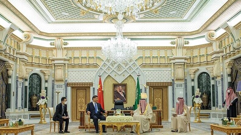 Suudi Arabistan-Çin Zirvesi’nde “işbirliği ve toprak bütünlüğünü destekleme” vurgusu öne çıktı