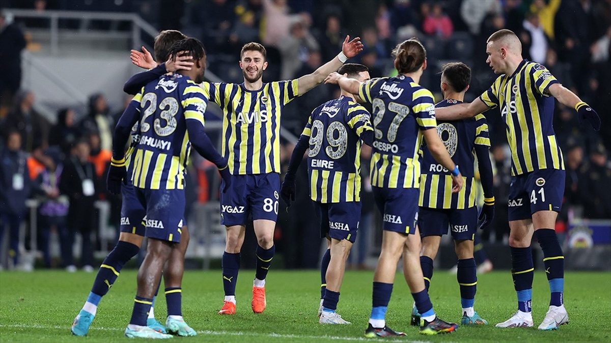 Fenerbahçe Deplasmanda Adana Demirspor Ile Karşılaşacak « Kalp Gazetesi