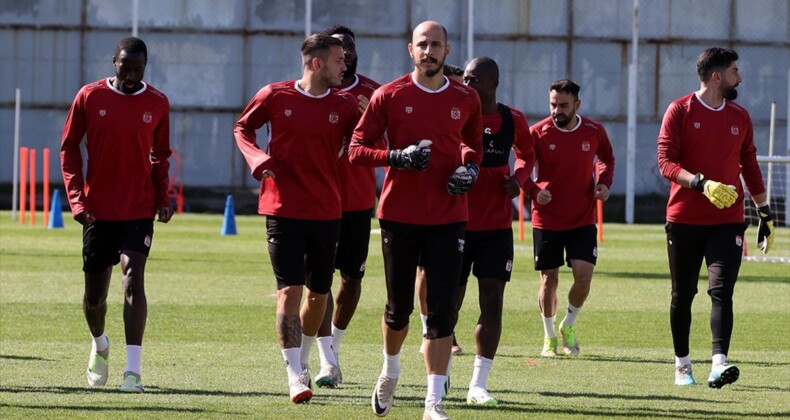 Sivasspor, Süper Lig’in 9. haftasında yarın sahasında Kasımpaşa ile karşılaşacak