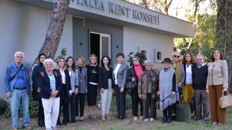 Kadın Meclisi ve Kültür Sanat Çalışma Grubu’ndan Ortak Panel