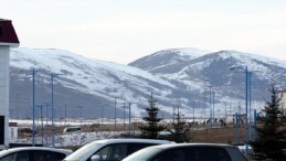 Erzurum, Kars ve Ardahan’da soğuk hava ile kar etkili oluyor