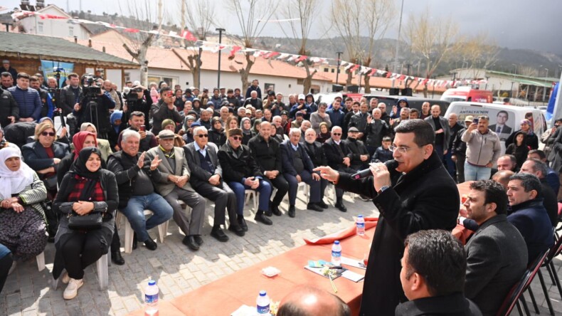 Cumhur İttifakı’nın adayı Tütüncü, seçim çalışmalarını sürdürüyor