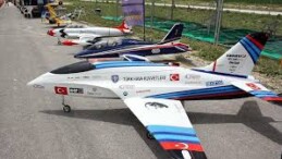 Almanya’dan 15 sportif uçakla Türkiye turuna çıkan pilotlar Eskişehir’e geldi