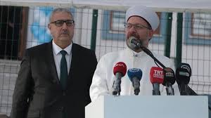 Diyanet İşleri Başkanı Erbaş, Kahramanmaraş’ta 100 çiftin toplu nikah törenine katıldı: