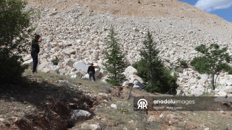 Karamanlı Belediye Başkanı Selimoğlu, mermer artıklarının döküldüğü alanı inceledi
