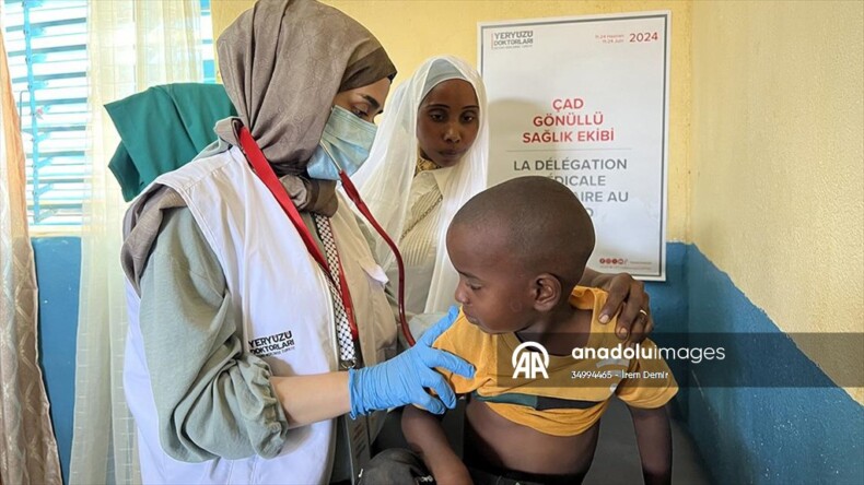 Türkiye’den yola çıkan kadın doktor, Afrikalı çocuklara şifa dağıtıyor