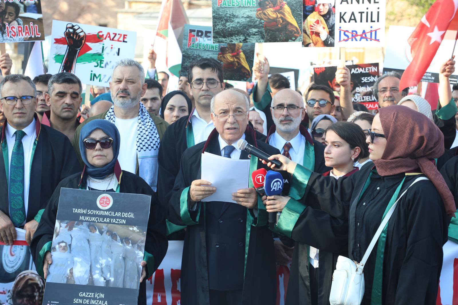 İstanbul 2 Nolu Barosu Gazze’deki çocuk ve kadın soykırımını protesto etti