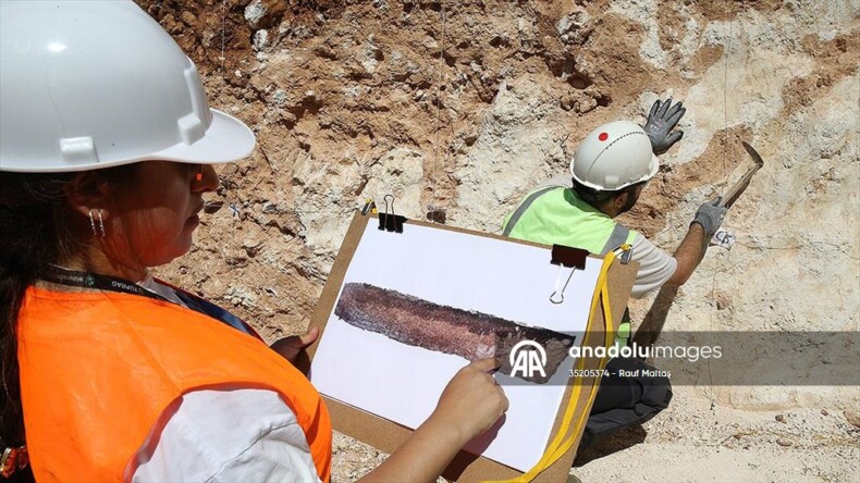 Akademisyenler, Şanlıurfa ile Adıyaman arasındaki Bozova Fayı’nı inceliyor