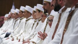 Diyanet İşleri Başkanı Erbaş, hafızlık icazet törenine katıldı