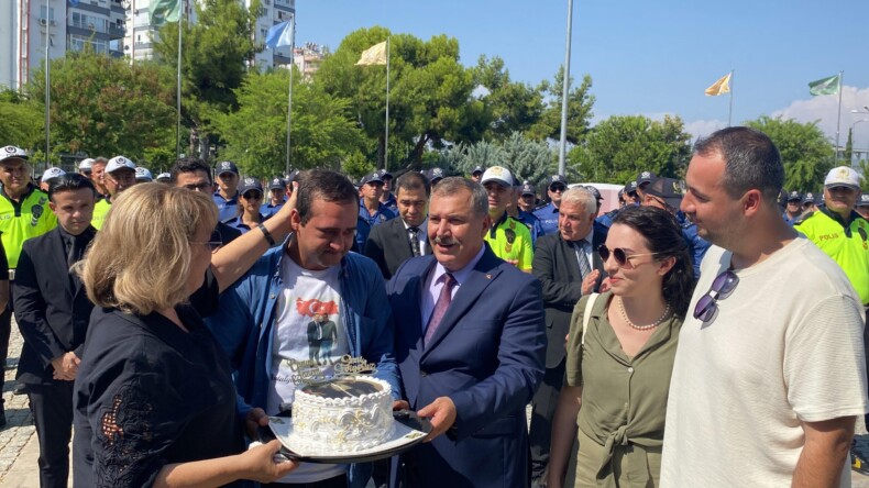 Macaristan’a İçişleri Bakanlığı Müşaviri olarak atanan Çevik için tören düzenlendi