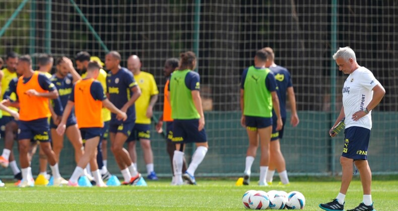 Fenerbahçe, Süper Lig’de yarın Kasımpaşa’ya konuk olacak