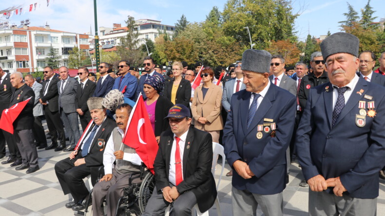 Antalya ve çevre illerde 19 Eylül Gaziler Günü törenle kutlandı