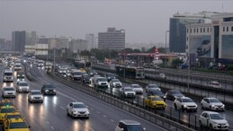 İstanbul’da sabah saatlerinde trafik yoğunluğu arttı