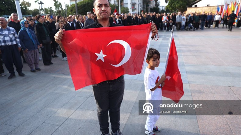 Büyük Önder Atatürk’ü anıyoruz