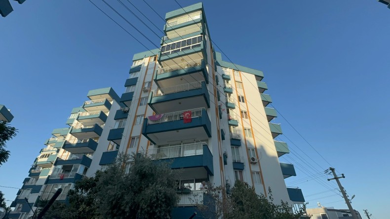 Antalya’da bir apartman dairesinde İran uyruklu 3 kardeş ölü bulundu