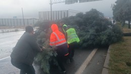 Kahramanmaraş’taki fırtınanın etkisi cep telefonu ve güvenlik kameralarınca görüntülendi