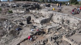 Tatarlı Höyük’te Orta Tunç Çağı’na ait yapı açığa çıkarıldı